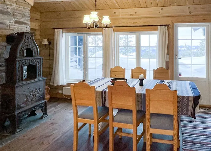 3 Bedroom Gorgeous In Дом отдыха Sjusjoen